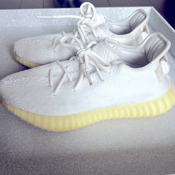 ADIDAS YEEZY BOOST 350 V2 WHITE UNISEX - Picture 1 of 6